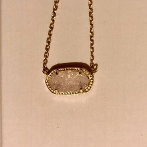 Kendra Scott necklace